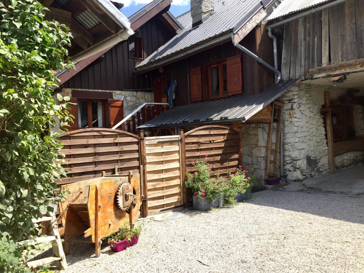 Chalet Lucie Le Cheval Noir วาลมอแรล ภายนอก รูปภาพ