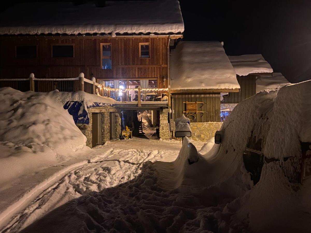 Chalet Lucie Le Cheval Noir วาลมอแรล ภายนอก รูปภาพ